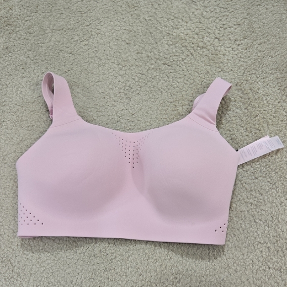 VSX Featherweight Max™ Sports Bra - Picture 8 of 11